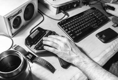 开云体育下载-WE首局集锦：韦鲁斯poke伤害爆表，WE拿下首局胜利