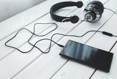 全国游锦赛汪顺轻松晋级，赛后感慨观看九三阅兵，“第一次唱国歌哭了，愿为中国体育贡献自己的力量”