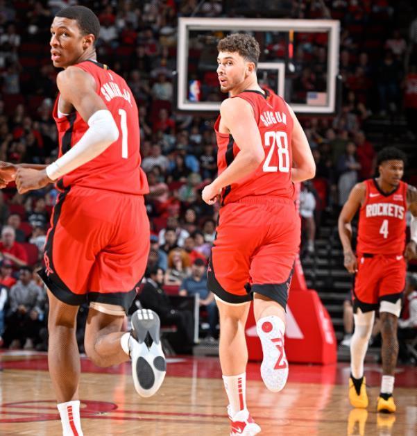 开云体育-7人核心成型？美媒对火箭队轮换阵容提出要求！杜兰特最为关键